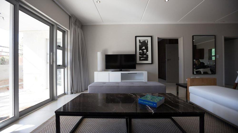 Epic Lux 8-12 Joanesburgo Exterior foto