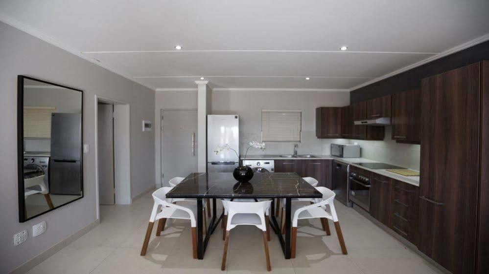 Epic Lux 8-12 Joanesburgo Exterior foto